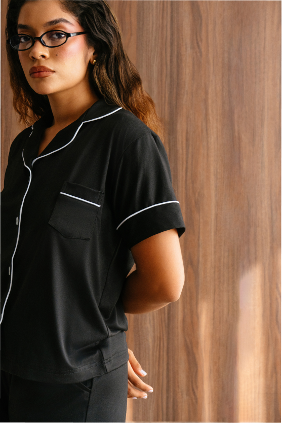 Pijama corta Confort - Negra