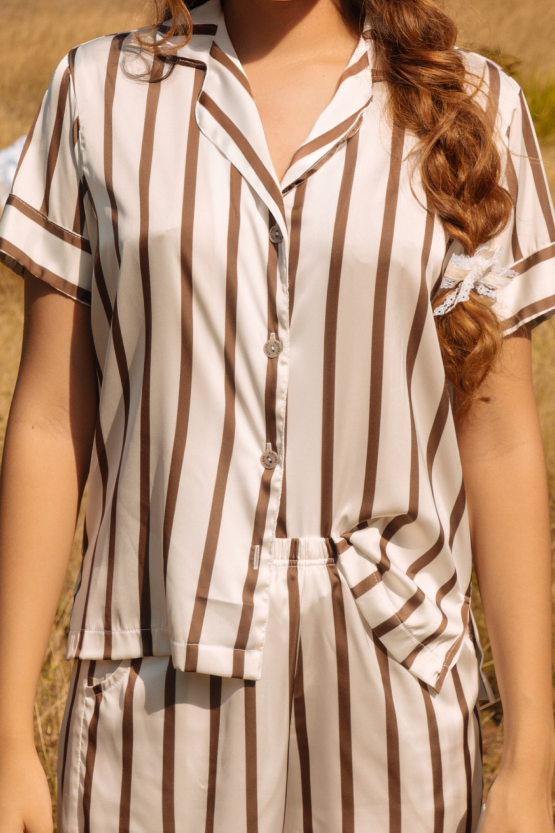 Pijama Corta – Stripe Mocca Mousse